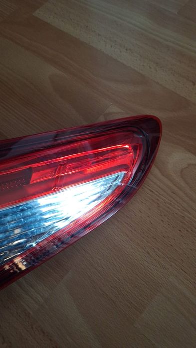 Lampa tylna Nissan Qashqai 2 2016