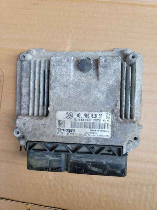komputer sterownik silnika 03l906018ef 2.0 tdi vw