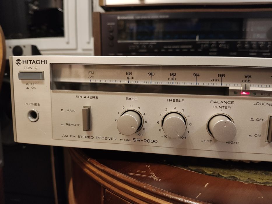 Amplituner HITACHI SR 2000 4X25W Mini Monster...