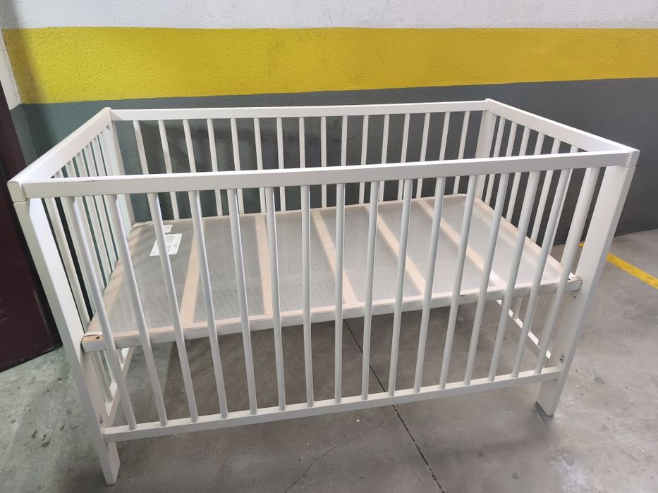 Cama  berço de bebê