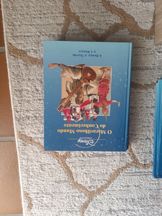 Coleção de livros "o maravilhoso mundo do conhecimento" Disney
