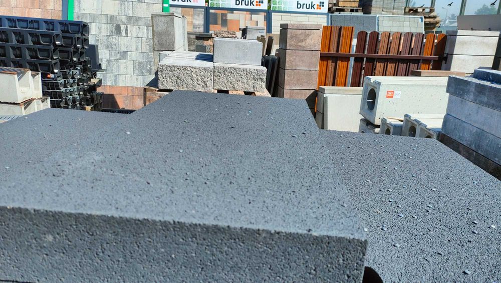 Filar podstawa pod pompę piec 80x40x8,5 stopień schody palisada beton