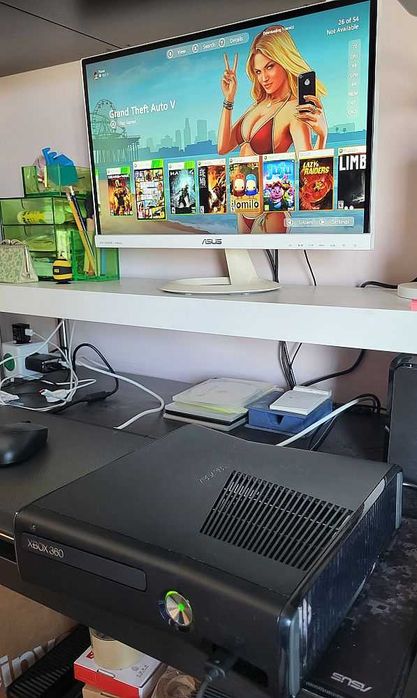Xbox 360 Slim com RGH 3.0