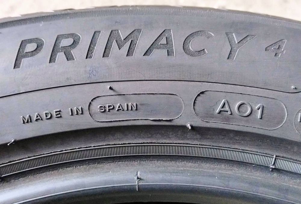 Шини літні R18 225/55 Michelin Primacy 4