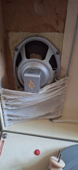 Gramofon Bambino walizkowy