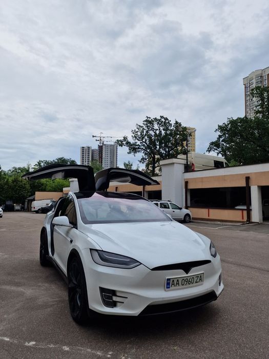 Продам Tesla Model X Perfomance 2018