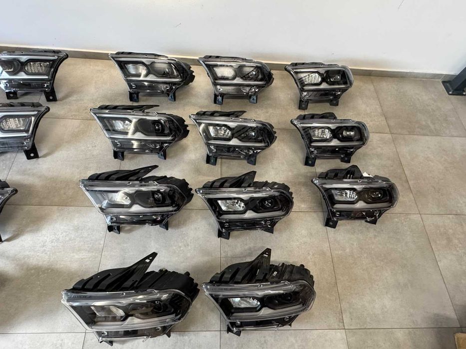 Reflektory Lampy Full LED Dodge Durango 2021-2026