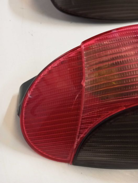 Farolins traseiros Peugeot 306