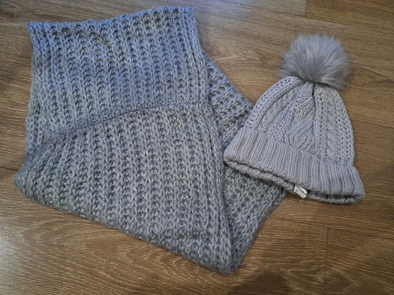 Zestaw czapka + szalik