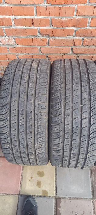Kumho 245 40 19 всесезонка