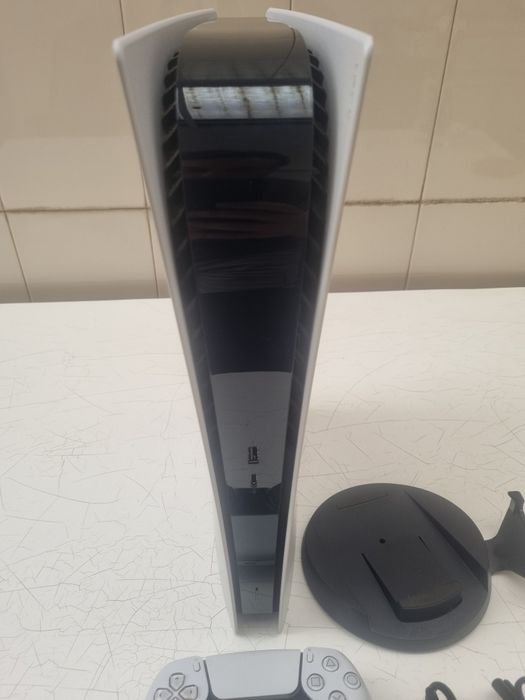 Ps5  Digital + comando oficial  Sony  - Pode ser testada
