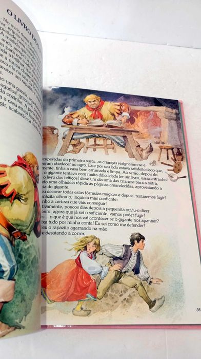 Livros da Coleção - Fábulas e Contos do Mundo Inteiro