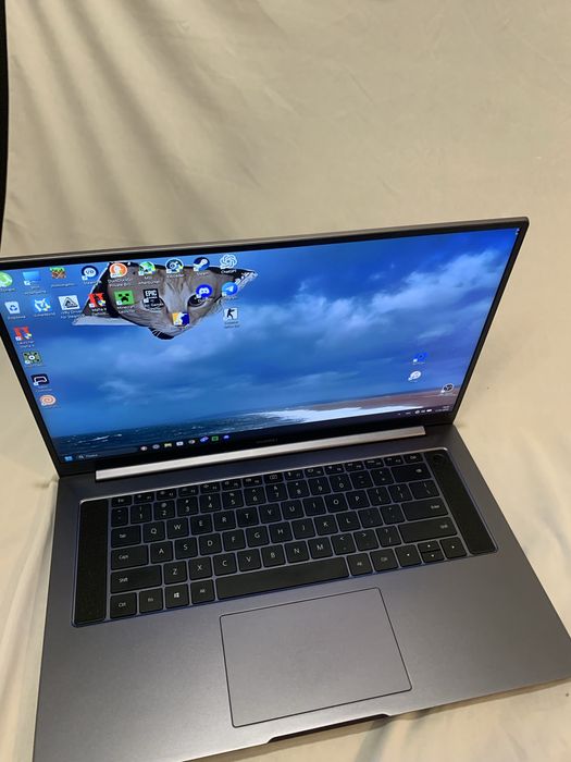 Huawei MateBook D16 16GB RAM / 512GB SSD – idealny stan