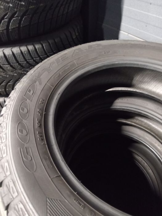 215 60 R17 GOODYEAR  Vector 4 Season, Всесезонні  шини б/у, Склад