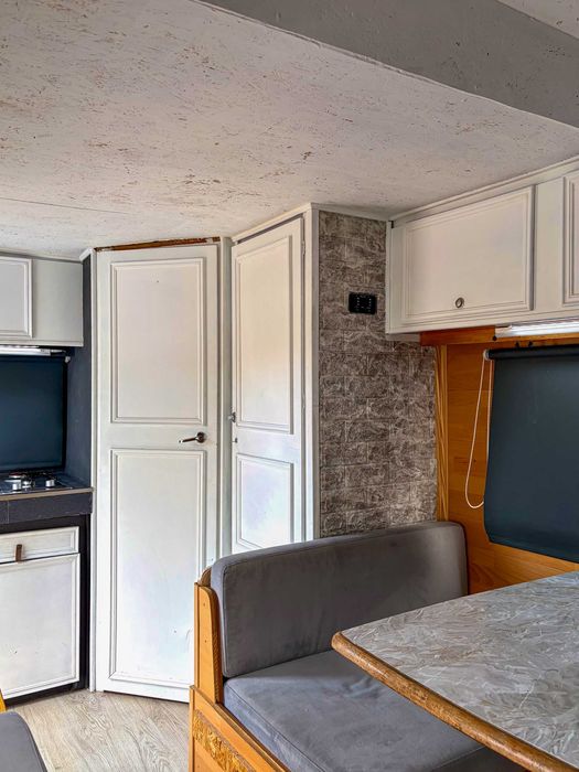 Peugeot J5 Autocaravana 2.5 Diesel – Restaurada | 6 Lugares