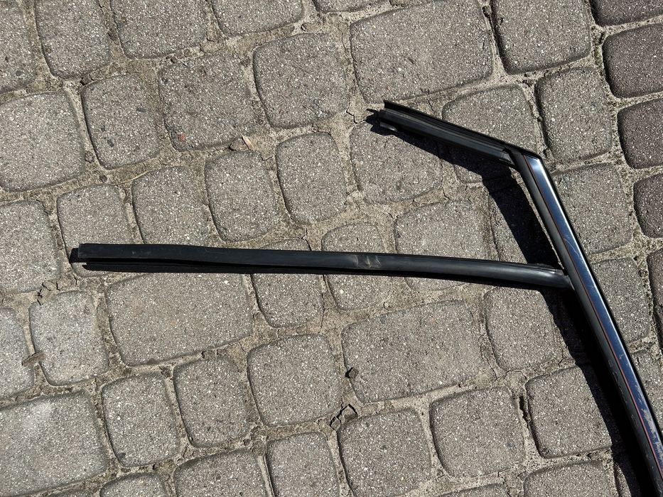 Молдинг хромований Ford Edge