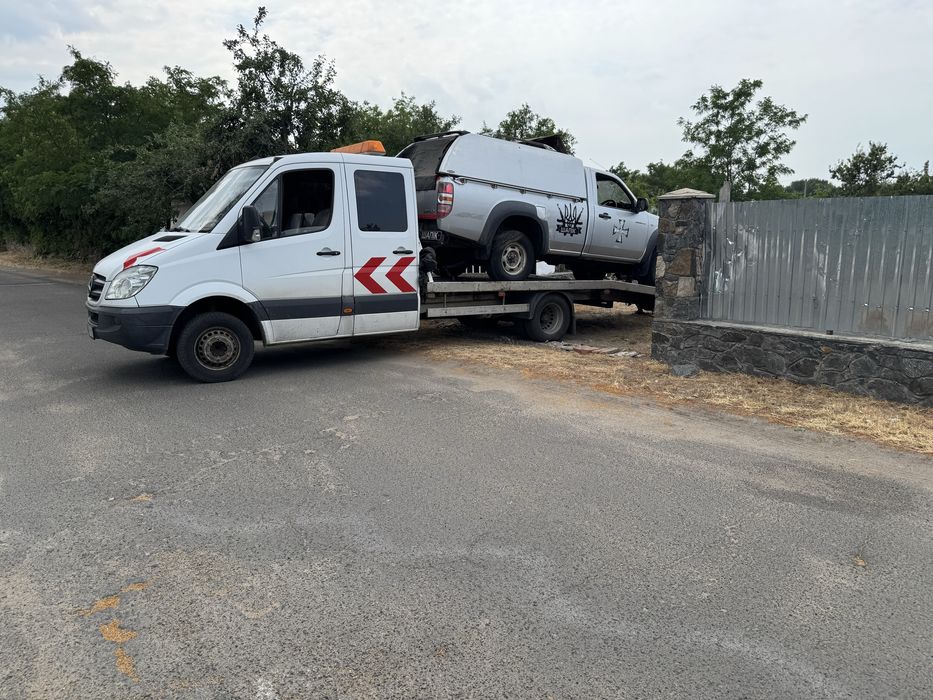 Послуги евакуатора. Эвакуатор 24/7