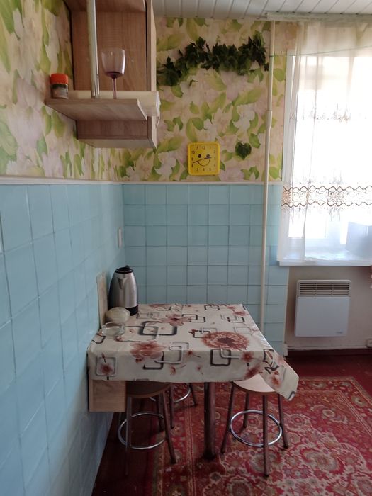 .Здам 1 кім квартиру 2 поверх на довгий термін
