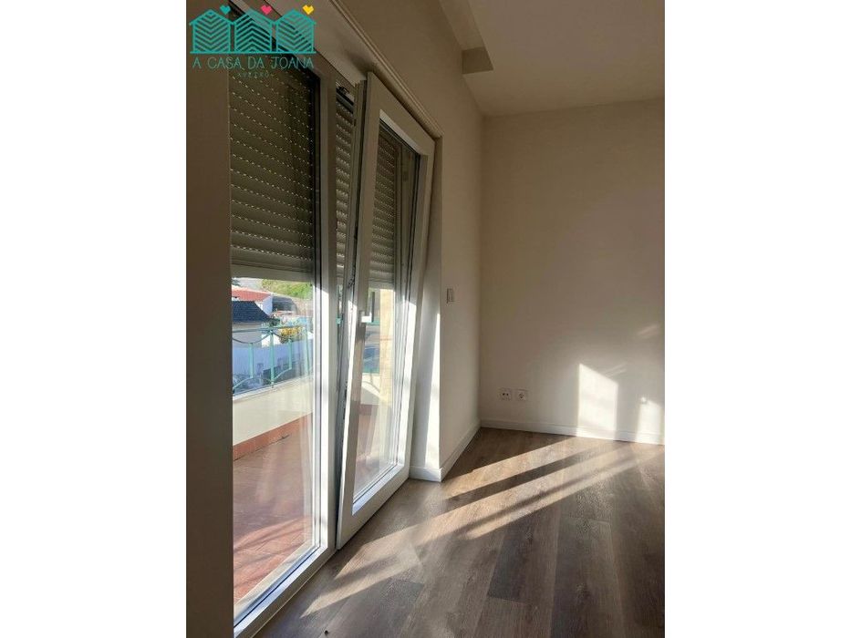 Apartamento T3 com garagem em Coimbra