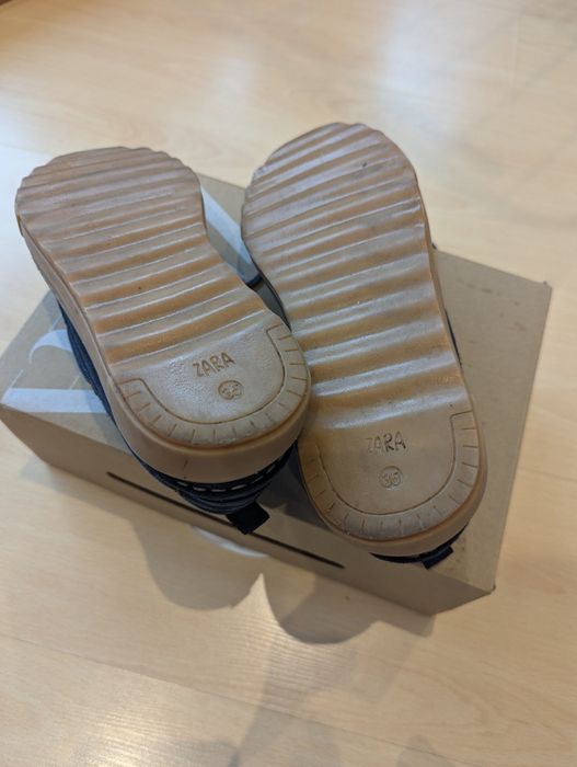 Mocassins / sapatos vela azuis Zara, pele croute, menino. Tam 35 - Com