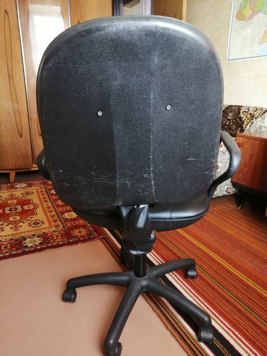 Компьютерный стул