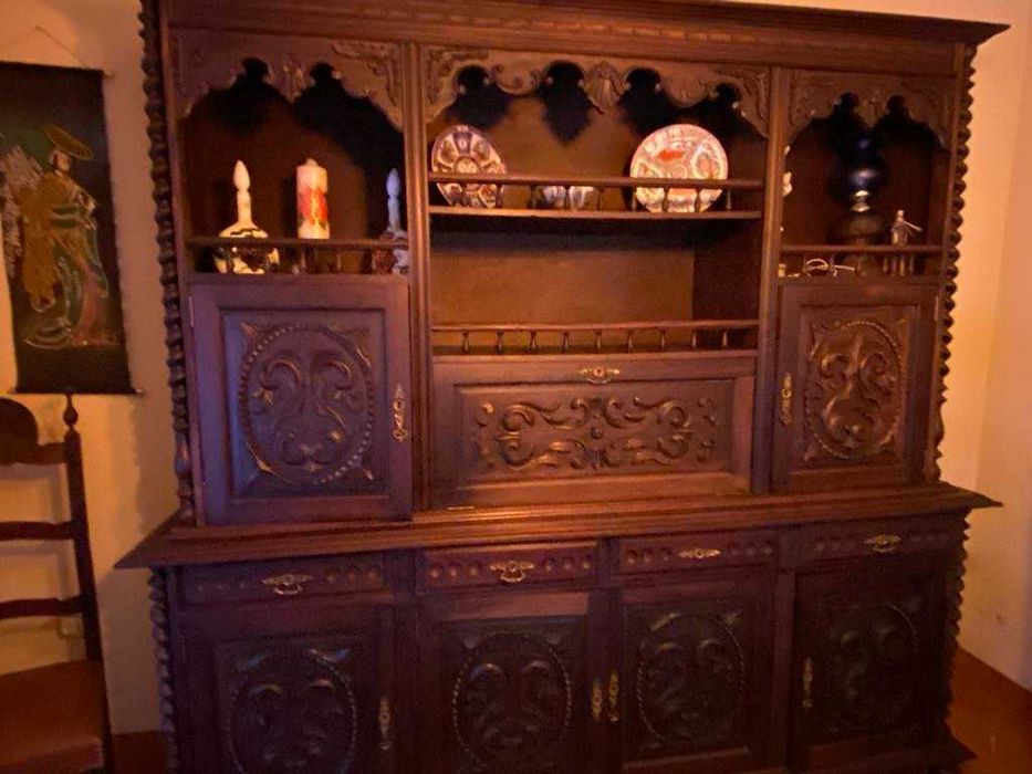 Móveis vintage com pouco uso