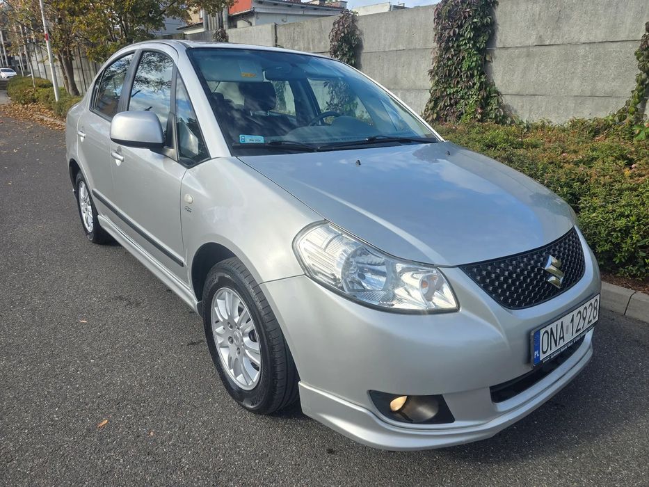 Suzuki SX4