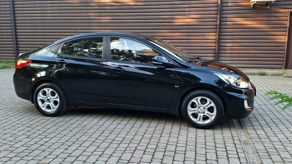 Hyundai Accent 2012г Автомат 1.6