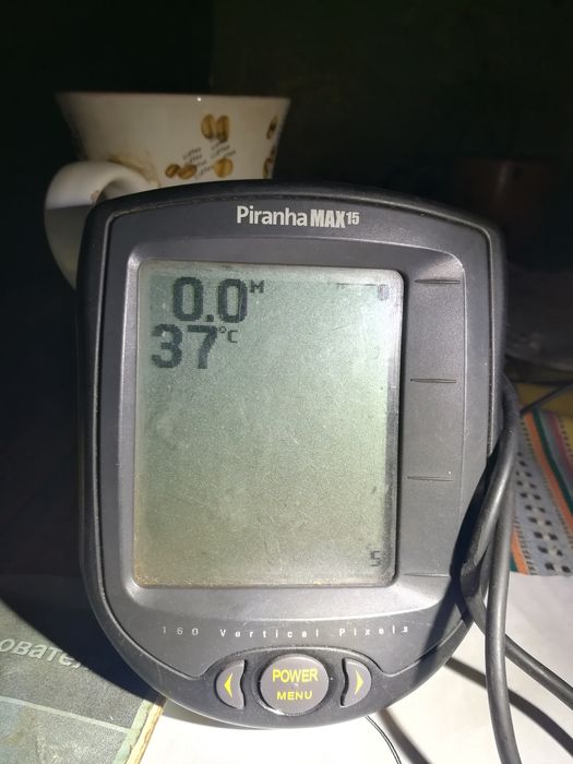 Piranha max 15 Ехолот