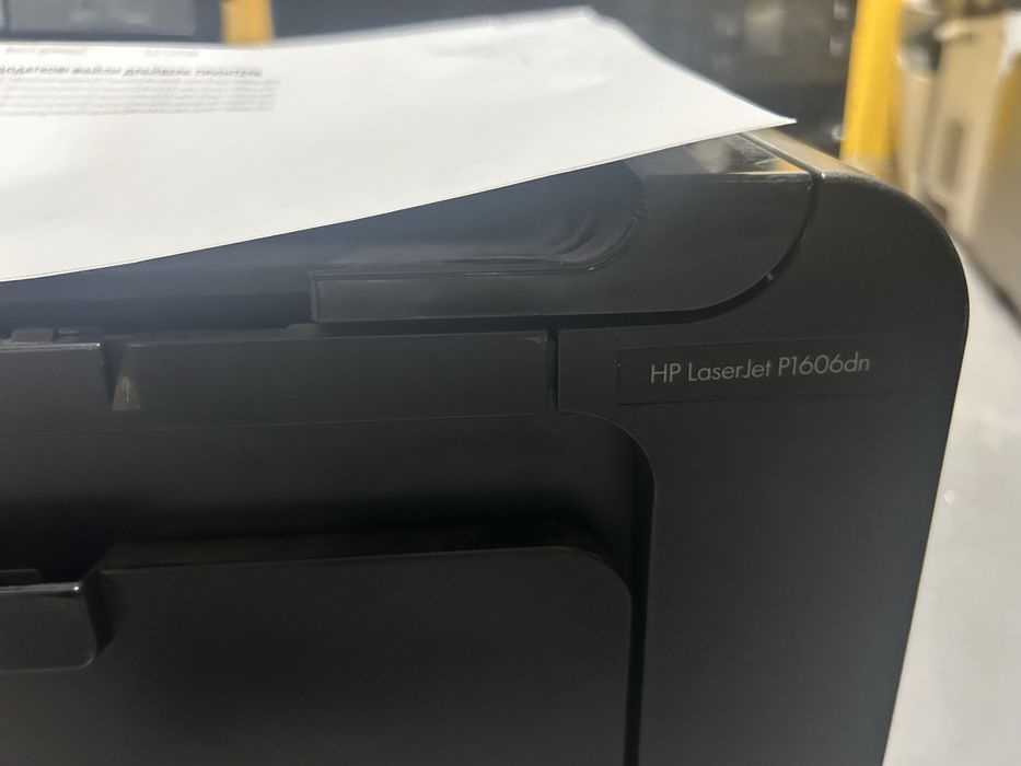 Принтер HP LaserJet P1606dn