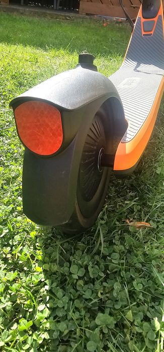 Hulajnoga elektryczna bezpieczna