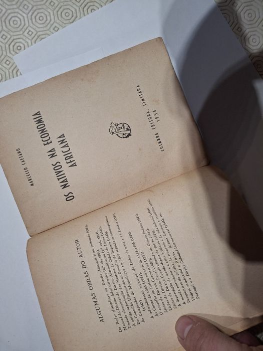 Livro Marcello Caetano os nativos na economia africana