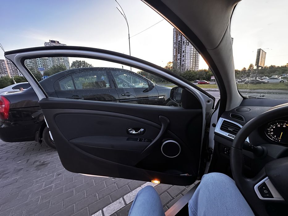 Renault Megane 2012 VIN VF1DZ1E0T46636138 фото оголошення 8 з 24