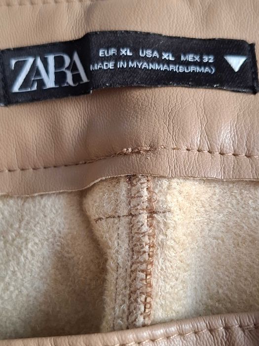 Lekko ocieplane damskie spodnie z ekoskóry ZARA roz 42  wysoki stan