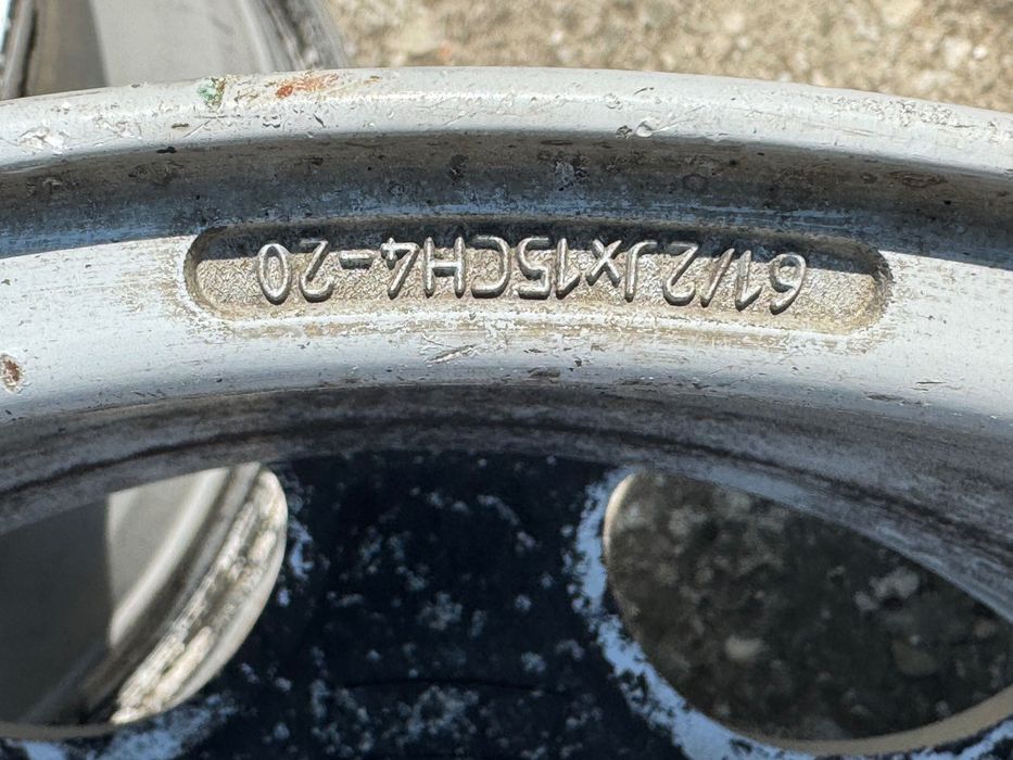 Felgi  oryginalne aluminiowe Peugeot 15” 4x108 – komplet