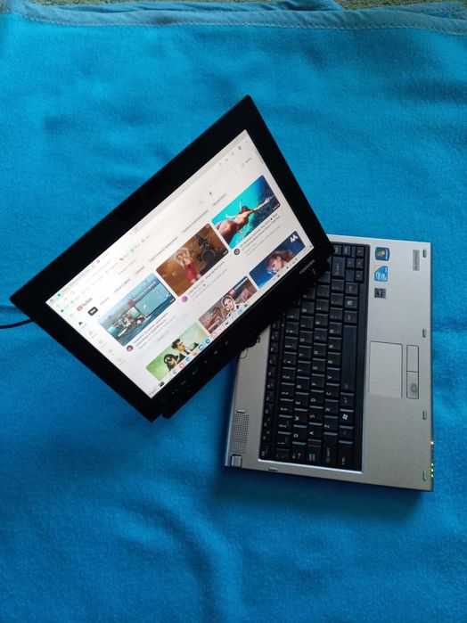 мощный ноутбук трансформер планшет Toshiba на процессоре Intel i7 SSD