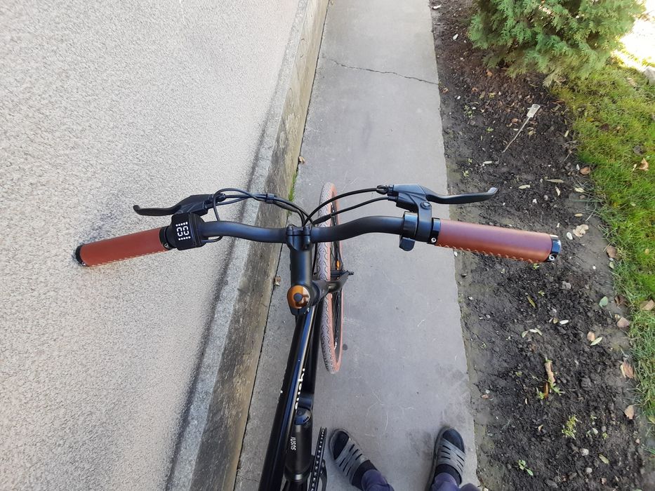 Електровелосипед Sushi Maki Plus 28