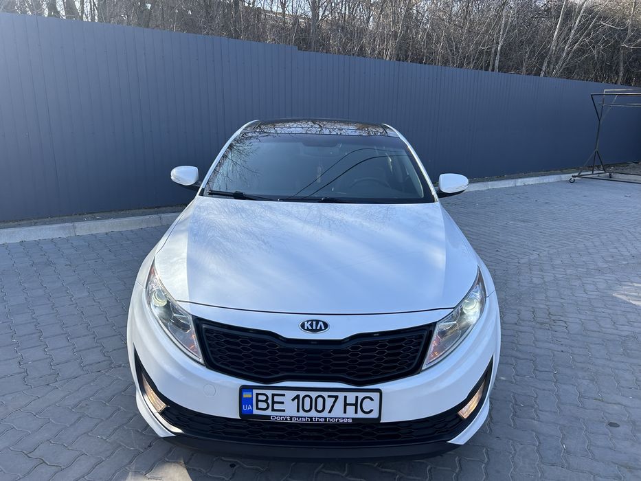 Kia Optima Hybrid 2013  • Без вкладень • Динамічна • ТОРГ Optima Hybrid, гібрид, автомат, економна, бізнес клас, седан