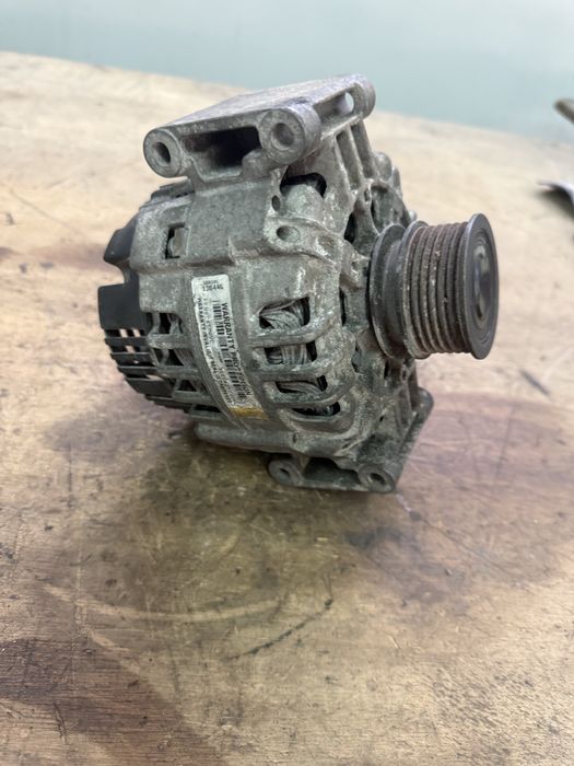 Alternador Valeo 120A Audi A4 / VW / Seat 1.9 2.0 TDI