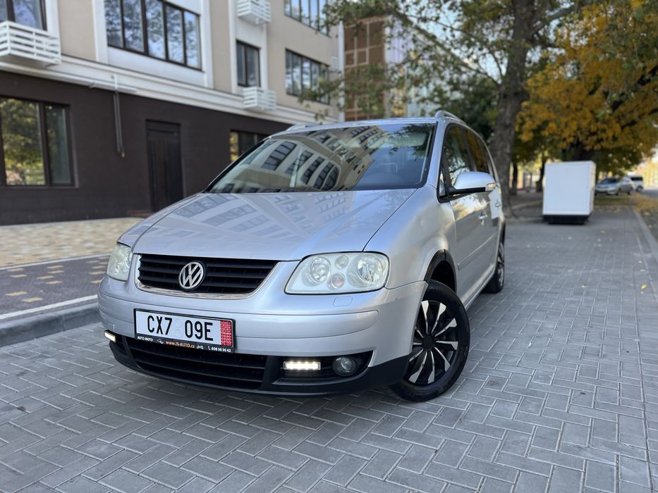 Volkswagen Touran 2.0 TDI / мінівен 7 місць