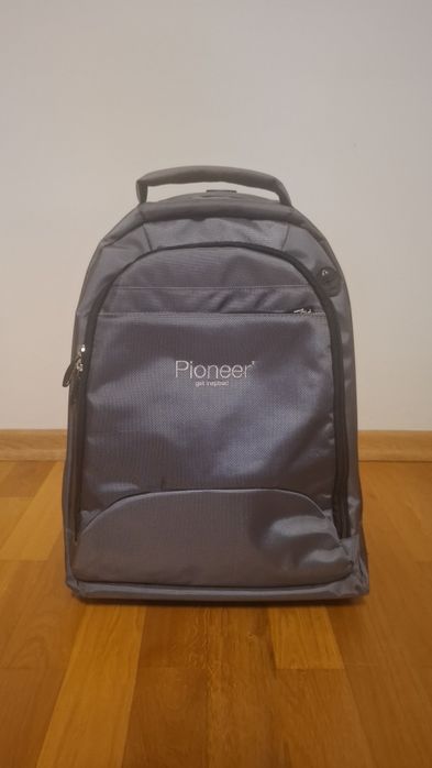 Plecak  z  kółkami Pionner