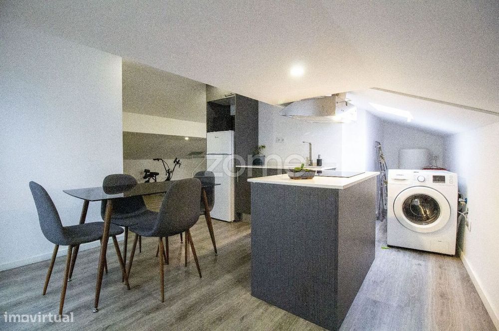 Apartamento T1 (Sotão)