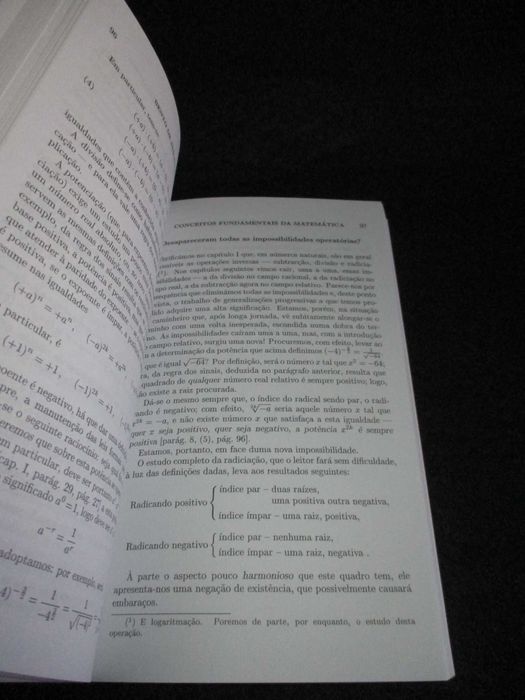 Livro Conceitos Fundamentais da Matemática Gradiva