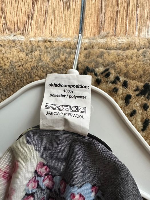 Długa sukienka. Na pomoc kotom bezdomnym.