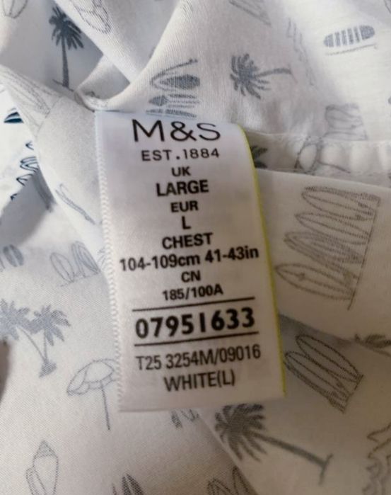 Теніска - "M&S" ( L )