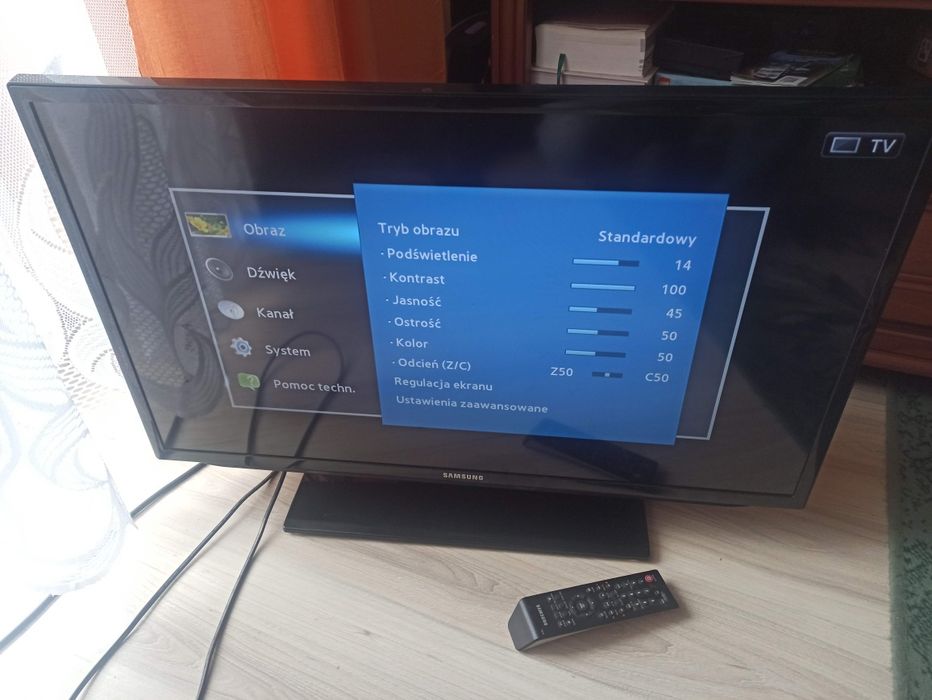 Telewizor sprawny tv Samsung 32 cali ue32eh5020 2x HDMI Full HD