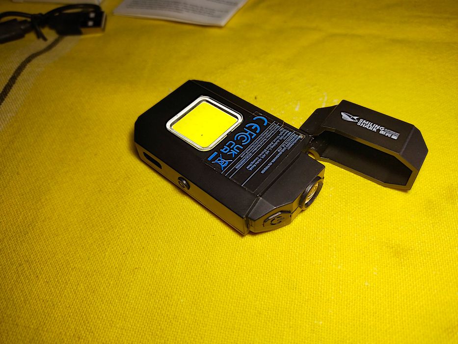 Электронная плазменная зажигалка 2-в-1 + мощный фонарик (USB, IP67)