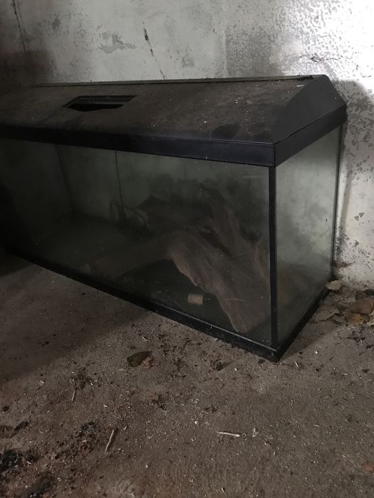 Aquario de 1 metro de largura