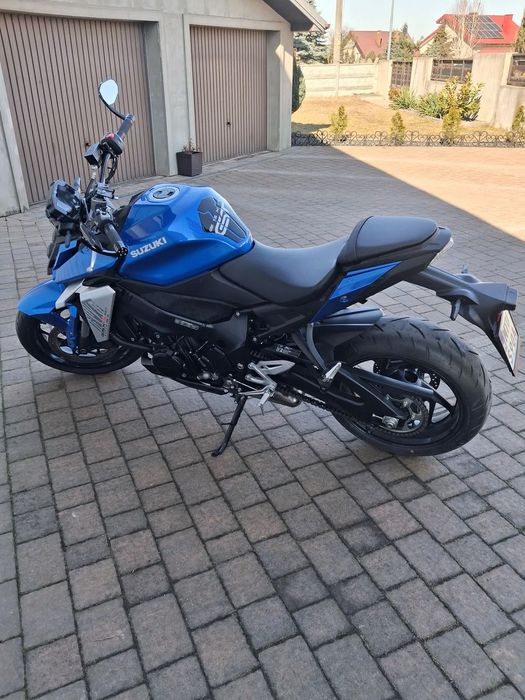 Suzuki
