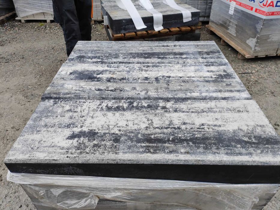 Filar podstawa pod pompę piec 100x35x15 stopień schody palisada beton